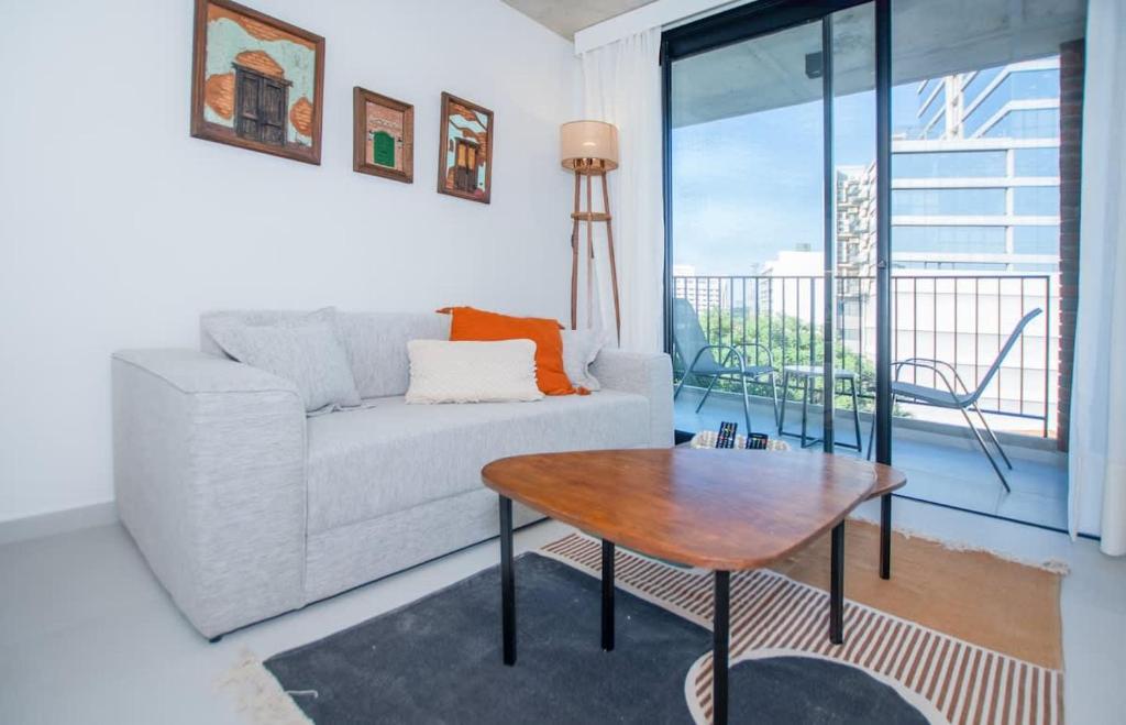 Modern Stay with Balcony Pool Gym Prime Area - 2