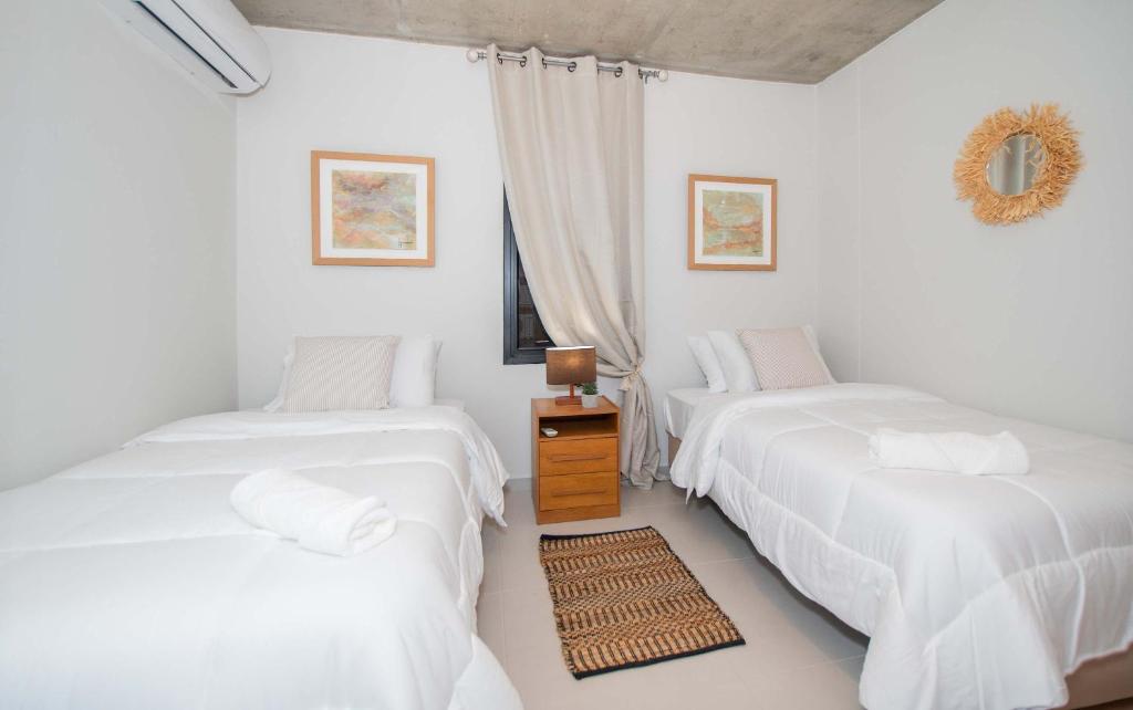 Furnished Two-Bedroom Near Restaurants and Cafes - 1