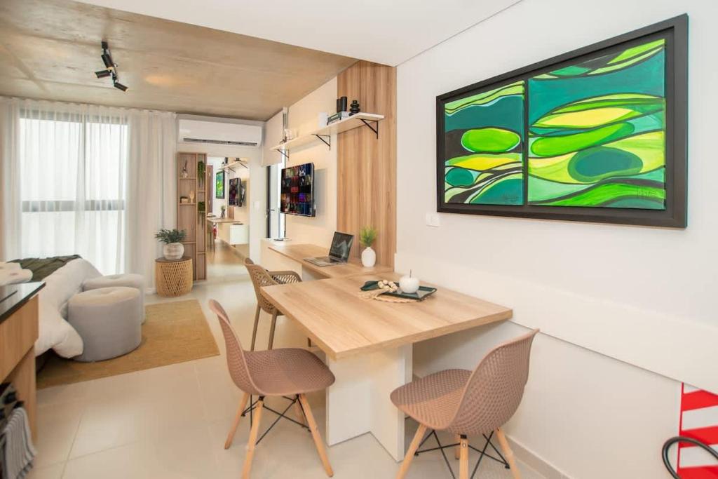 Trendy Studio near Malls with Pool Gym and BBQ - 3