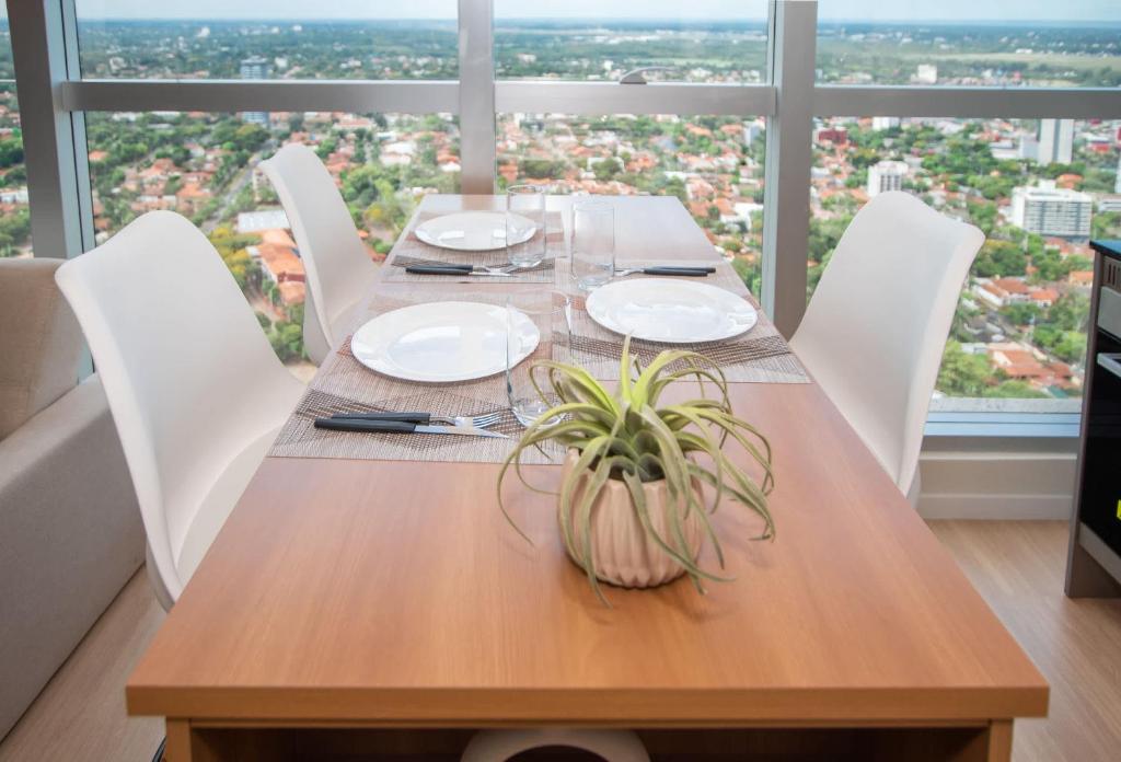 Luxury One BR with City Views Petra Tower Asuncion - 3