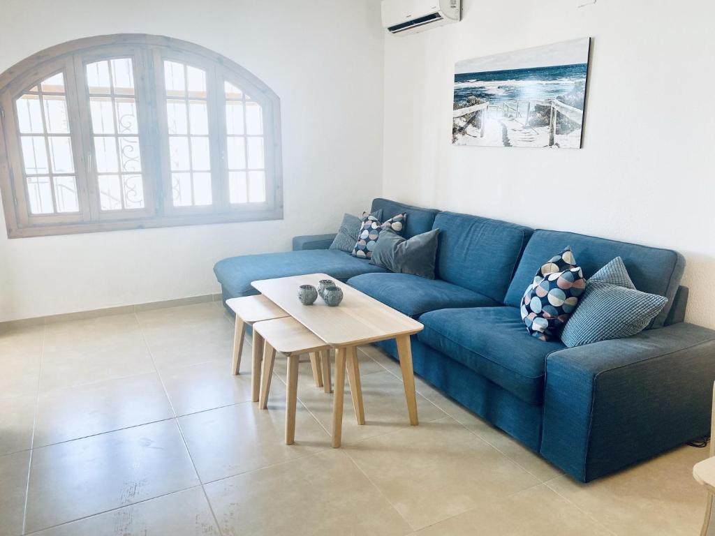 Villamartin LaZenia, Spacious house in a quiet neighborhood - 2