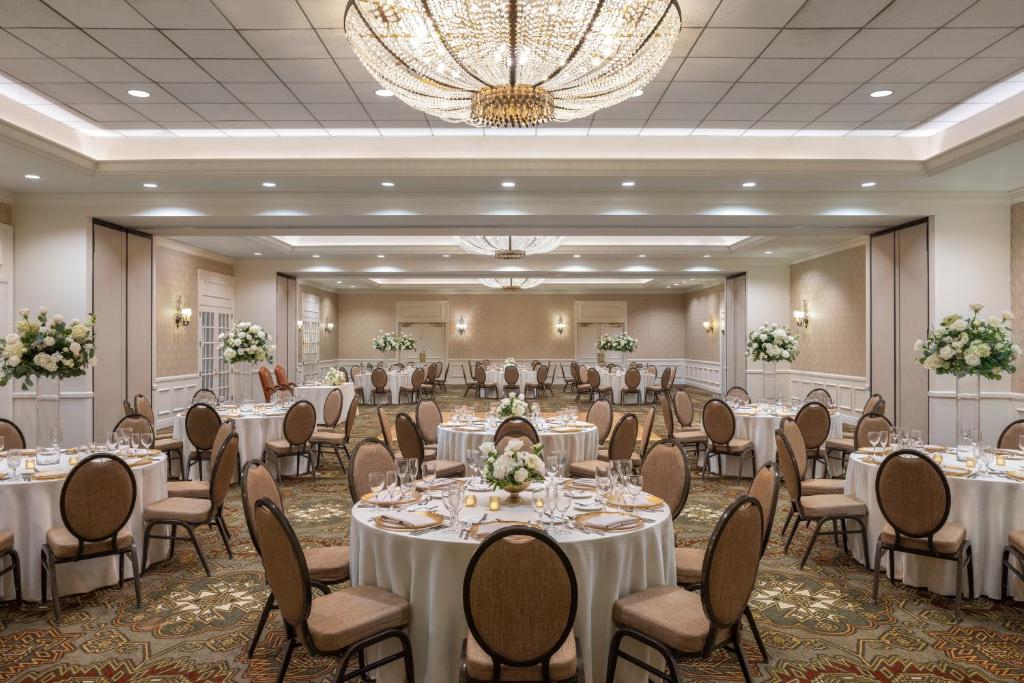 Banquet hall