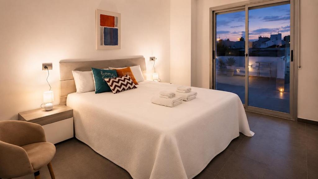Villa AlmarAlmar light pool and sea views - 4