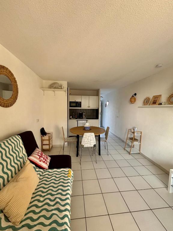 Studio vue mer, Piscine ,Parking, Rochelongue - 4