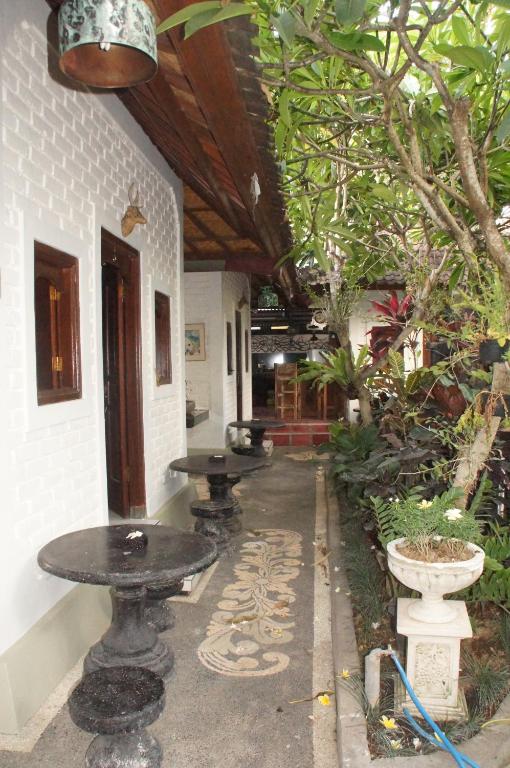ニュー ダナス チャングー ゲストハウス (New Danas Canggu Guesthouse) 外観