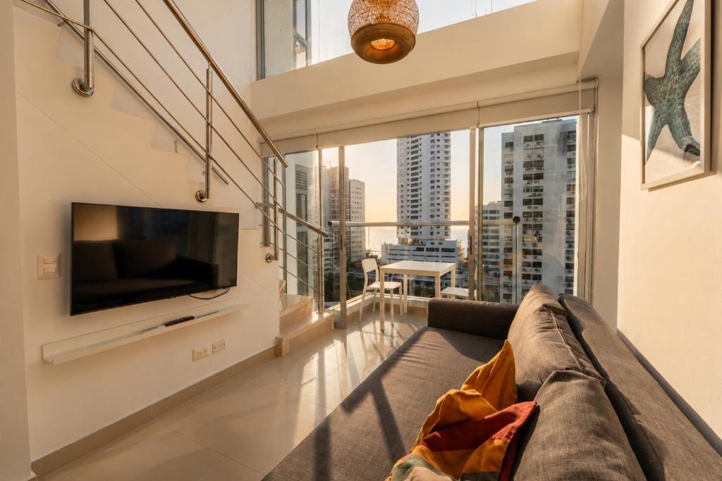 Luxury Duplex with Pool, Sunset Views, & Comfort - 3