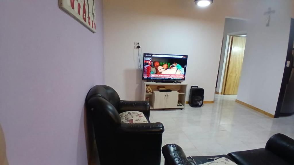La Reina - 4