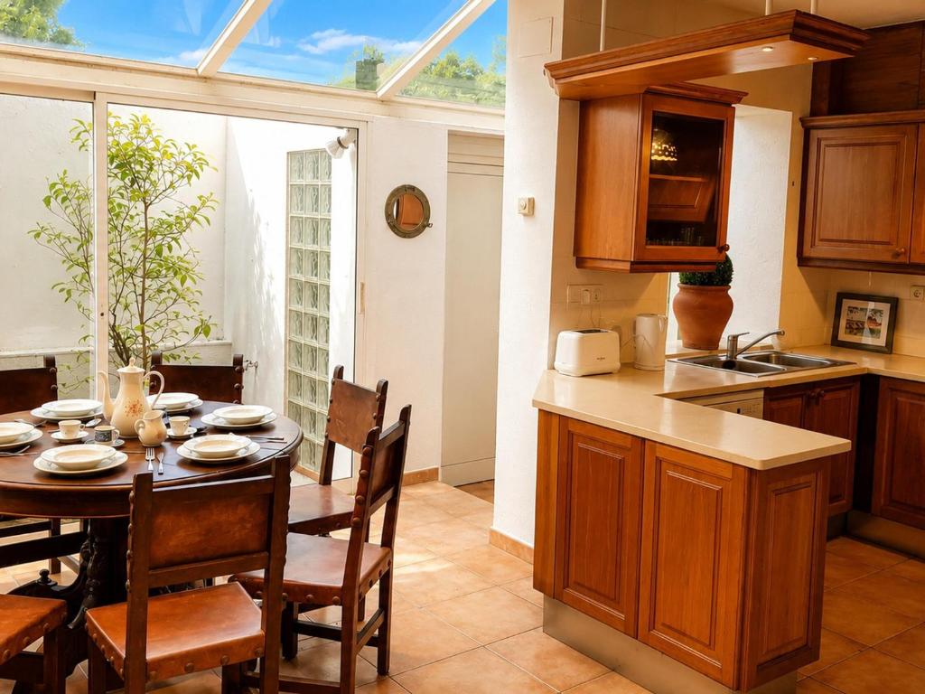 Villa élégante à Platja d'Aro près de la plage, climatisée avec terrasse et proche des boutiques et restaurants - ES-209-35 - 4
