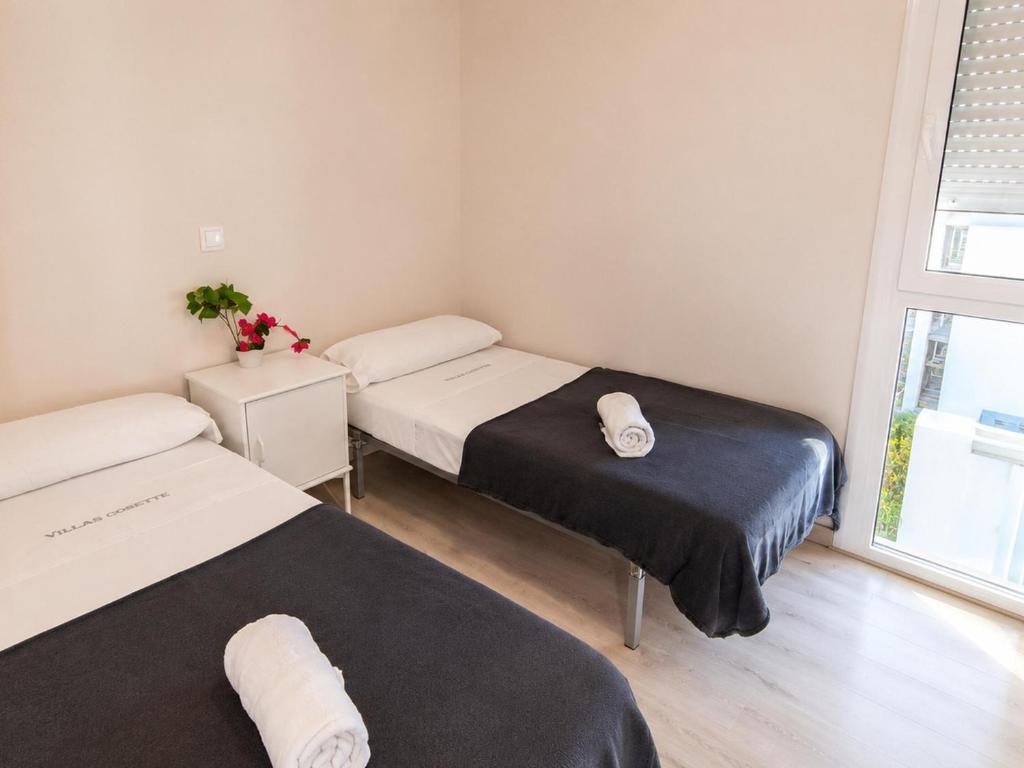 Apartamento acogedor cerca del centro y playa en Platja d'Aro, con balcón y cocina equipada - ES-209-44 - 4