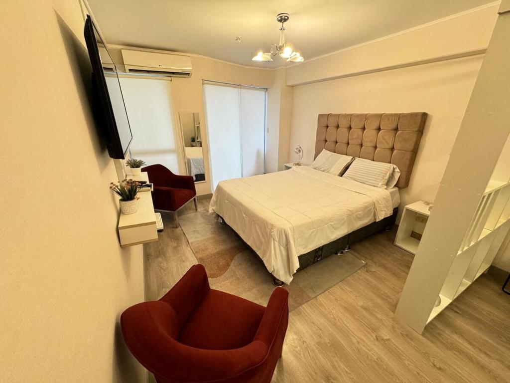 Exclusive Apt in Studio 4 - 3