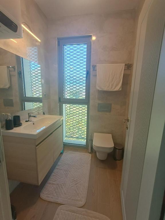 Premium 1 Apartment Bar Pool & Parking - 4