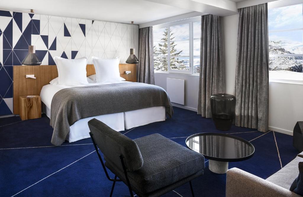 White 1921 Courchevel - 2