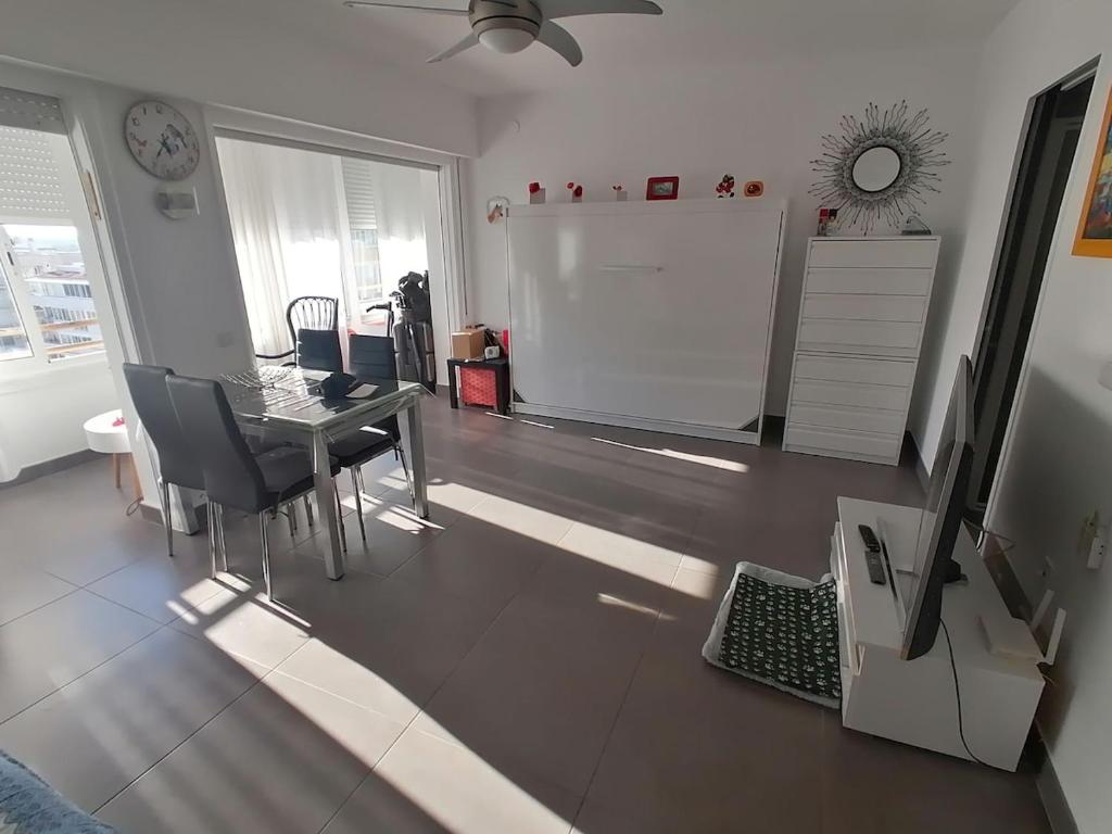 Large studio rental with pool en 1ere ligne de mer - 5