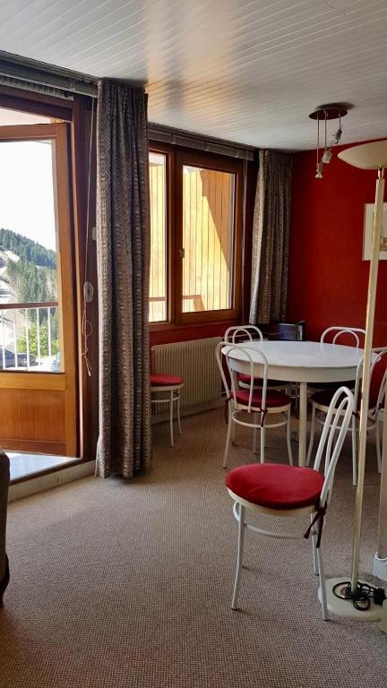 L'Ariondaz - Appartement au centre du village, proche des pistes, avec parking - 3