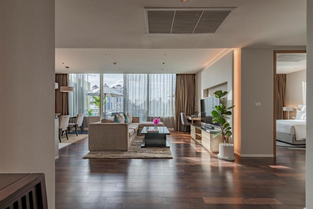 MUU Bangkok, Small Luxury Hotels of the World