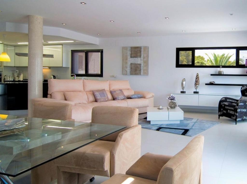 Casa moderna con vista al mar - 4