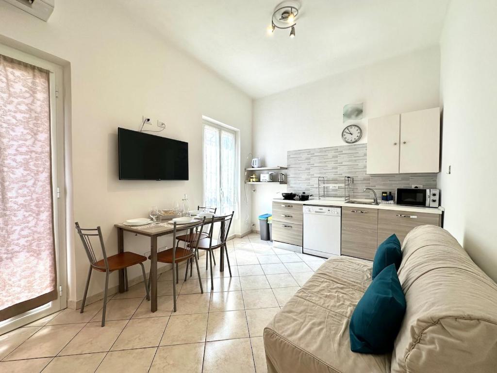 Dimora Concept-Casa Pia-Sea Escape with Garage - 2