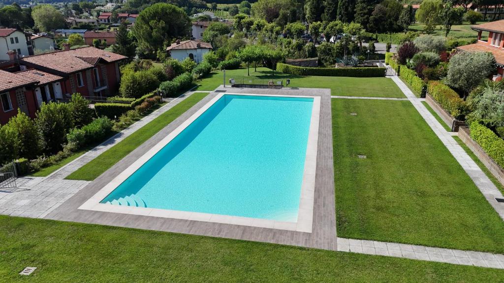 Gardasole family pool, wi-fi, private garden Garda Pleasure By Bookinggardalake - 4