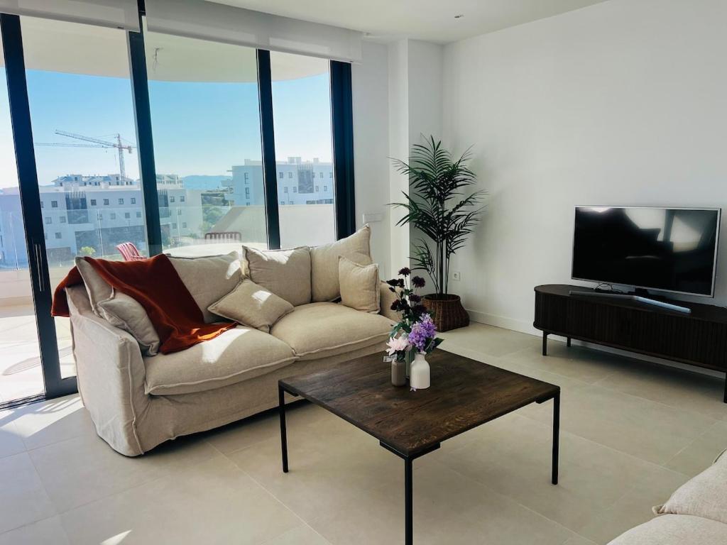 Brand New XL Terrace 2 Bedrooms 2 Bathrooms Pool Parking - 5