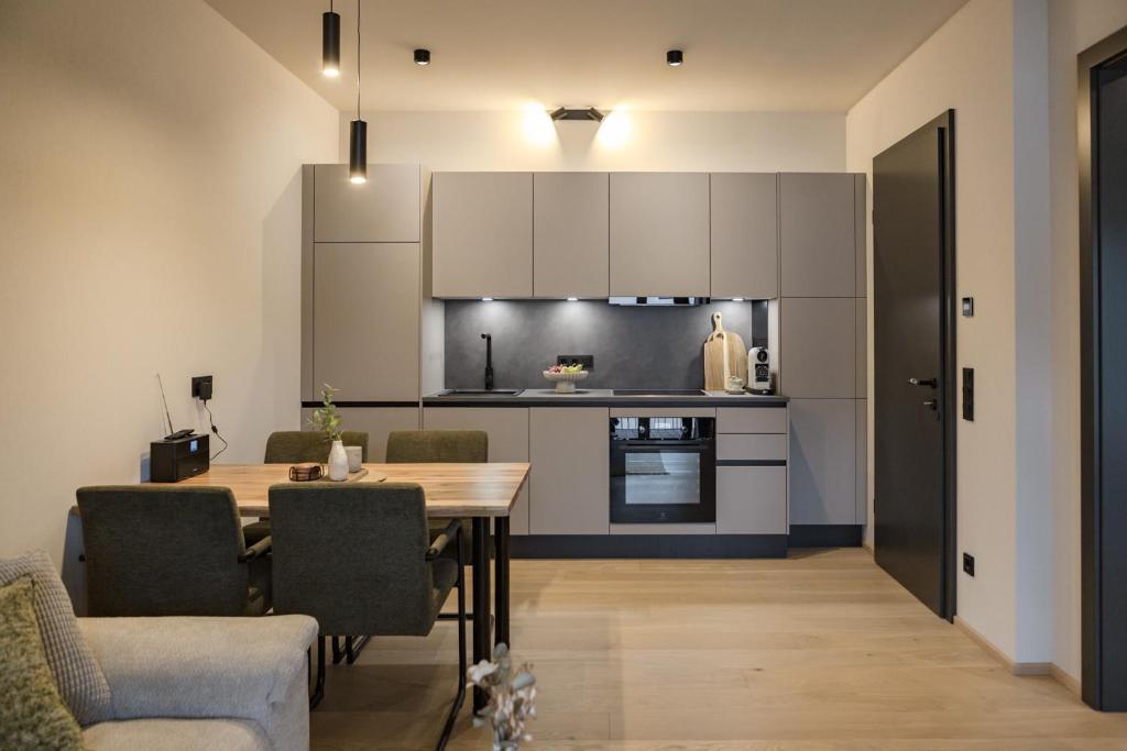 DAS AICH - Suite Elva by AA Holiday Homes - 4