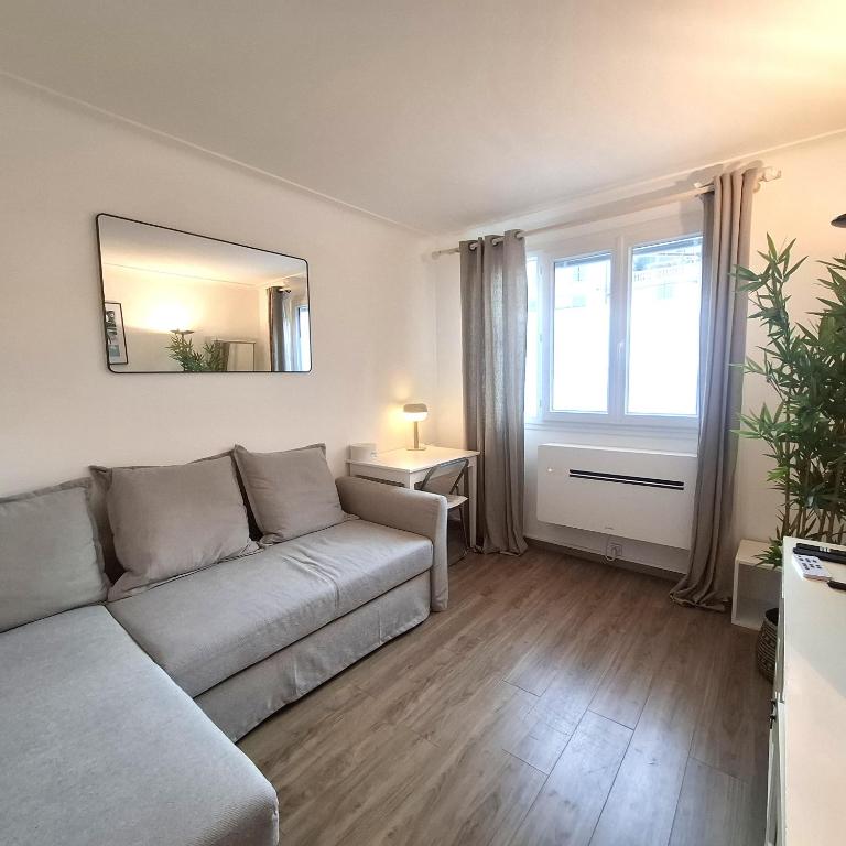 Cannes Cozy apartment Croisette and beaches - 1