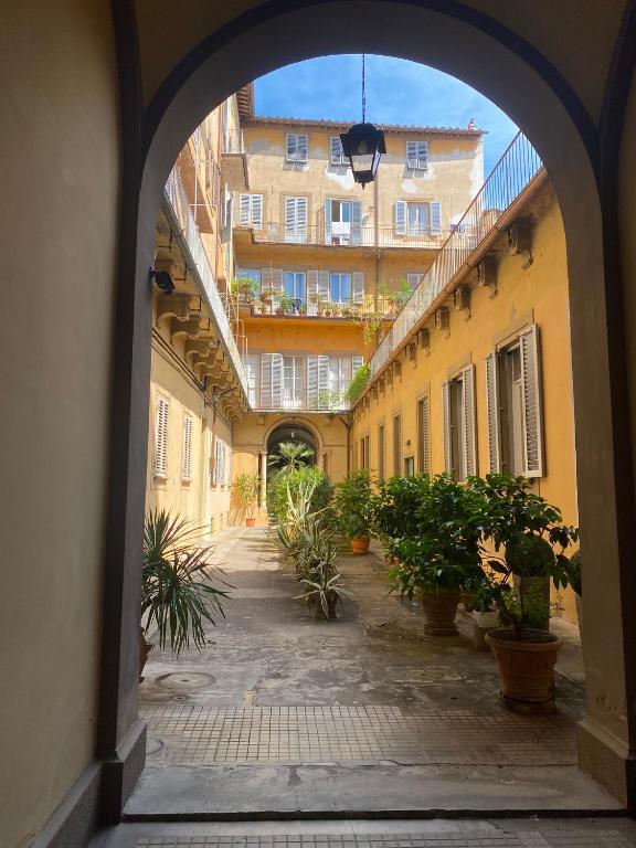 Courtyard Fiesolana, Historic Stay, 10 min walk to Santa Croce & Duomo - 1