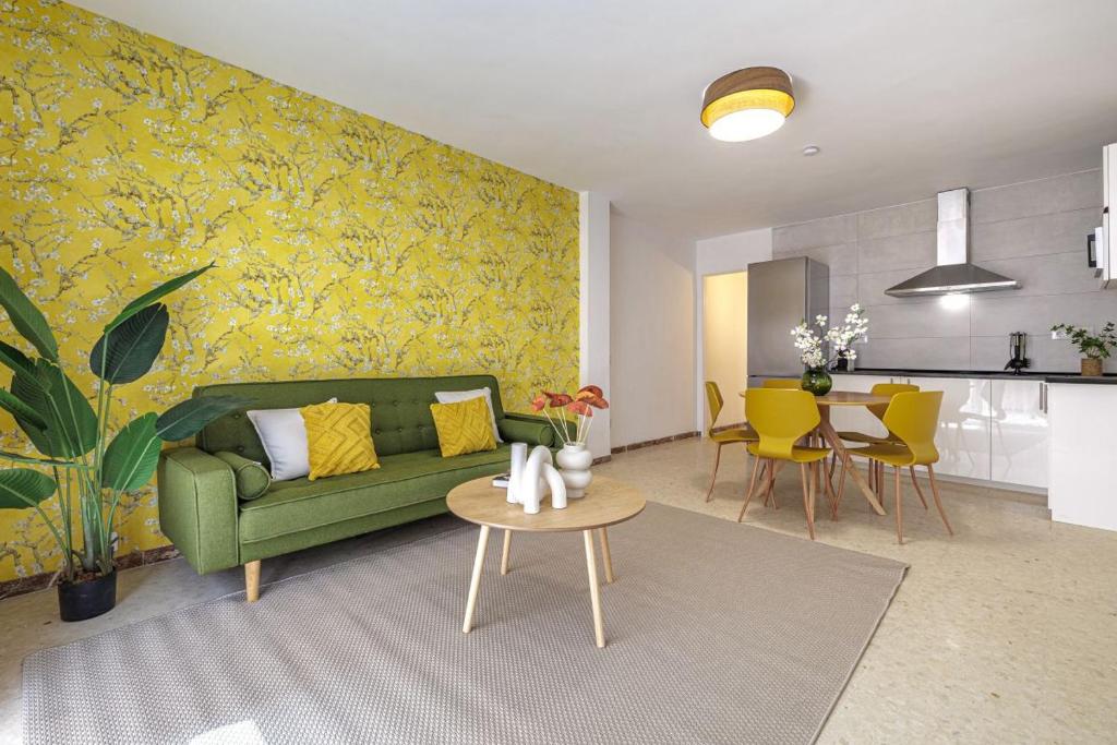 Spaciousness and comfort in the heart of Malaga - 1