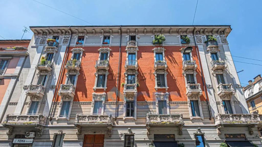 A quiet and loving gem in the center of Milan - 3