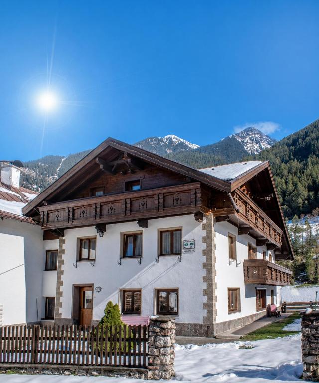 Ferienhaus am Spielroan Beate Gstrein - 2