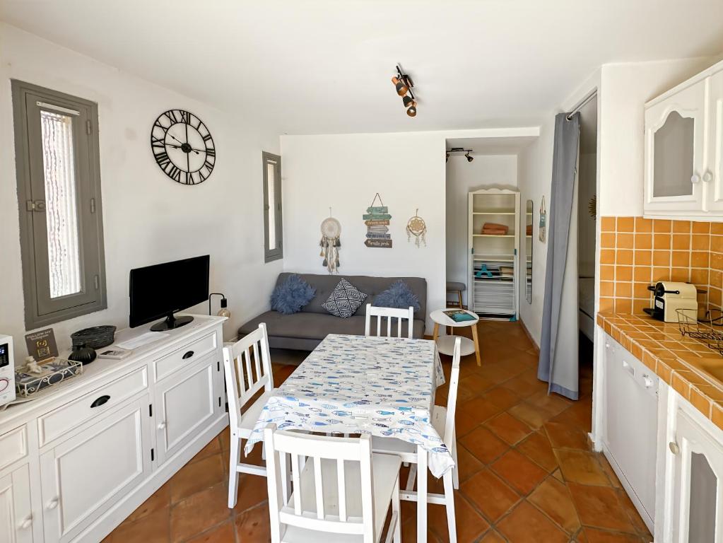 Superbe Emplacement , terrasse et parking! - 5