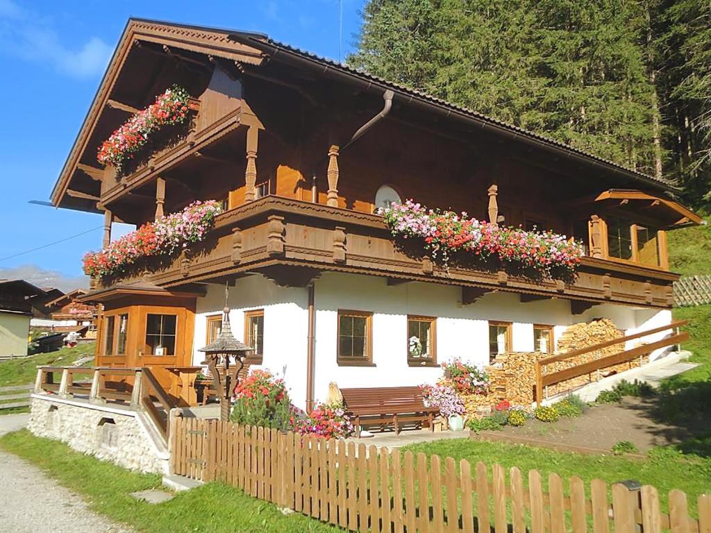 Ferienhaus Waldfrieden - Alleinstehend & gemütlich - 1