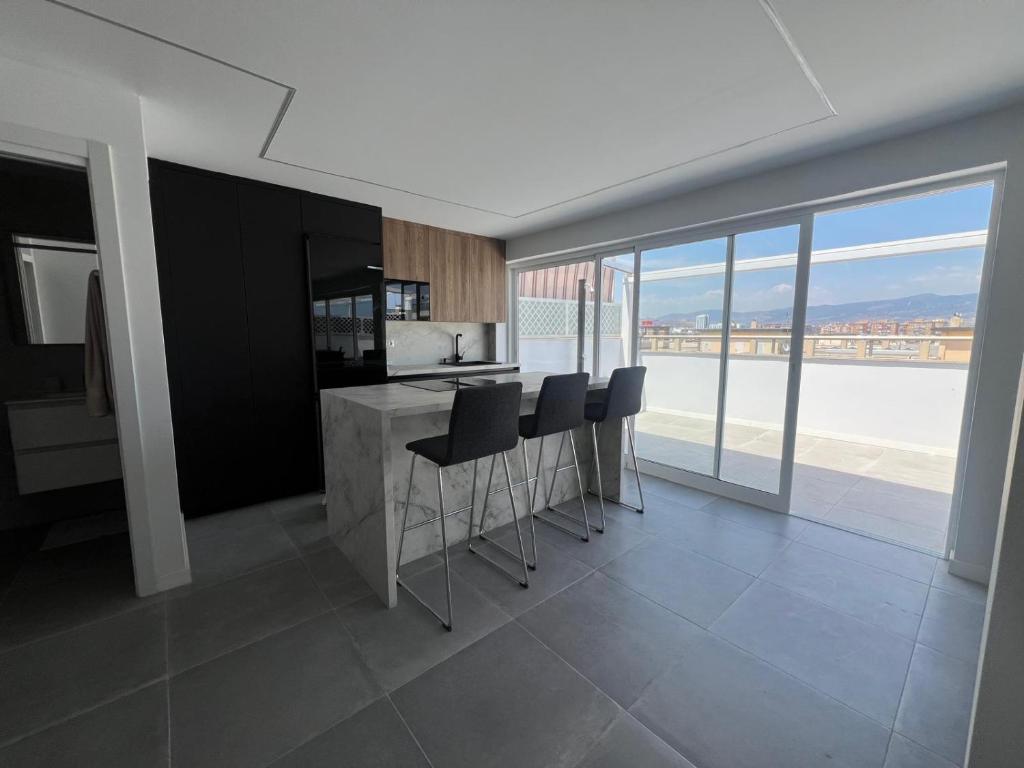 Ático Pacífico Mar, Dúplex de Diseño con Terraza - 3