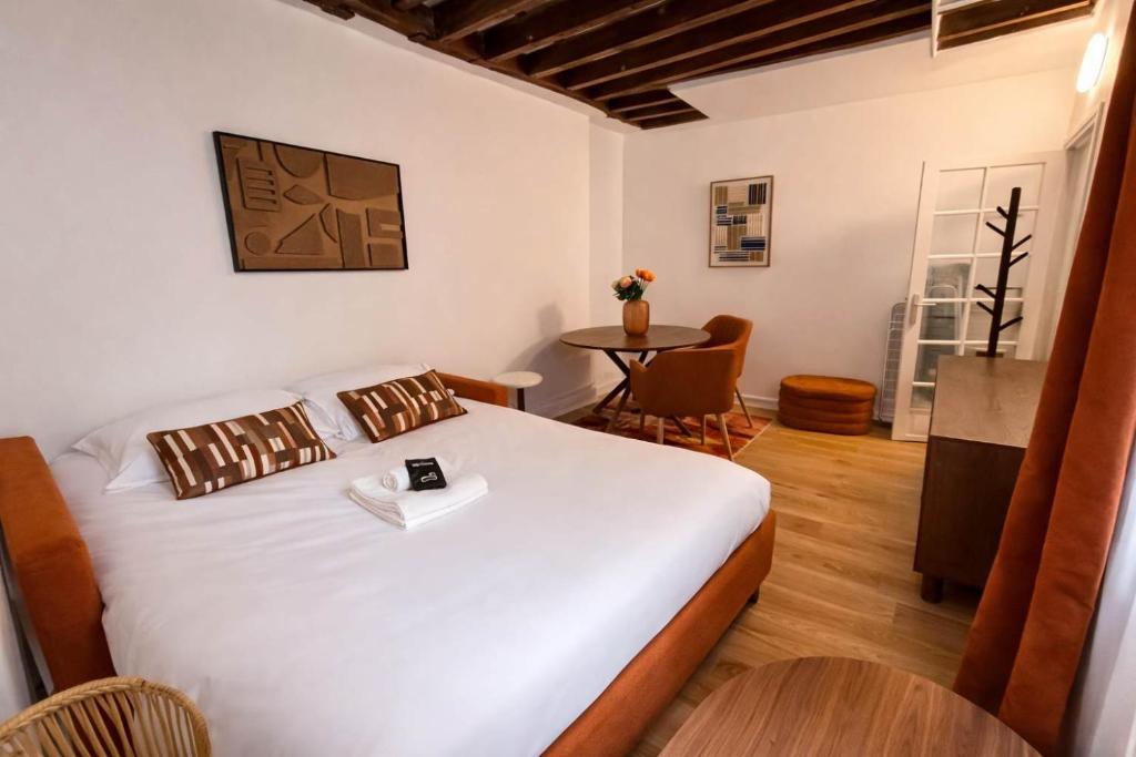Paris 5 cosy Appartement metro Cardinal lemoine - 3