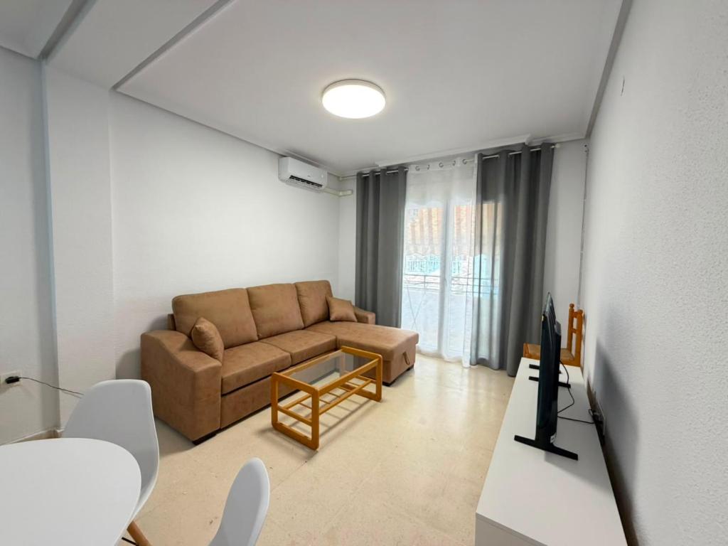 Blasco Ibañez apartment by Del Cura beach - 3