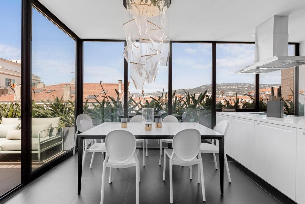 REF 905 - Cannes Centre - Penthouse à louer - 5