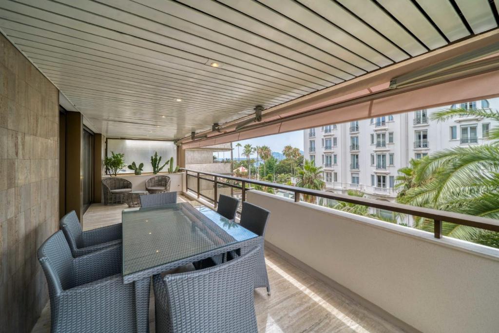 REF 1408 - Cannes Arrière Croisette - Appartement vue mer à louer - 5