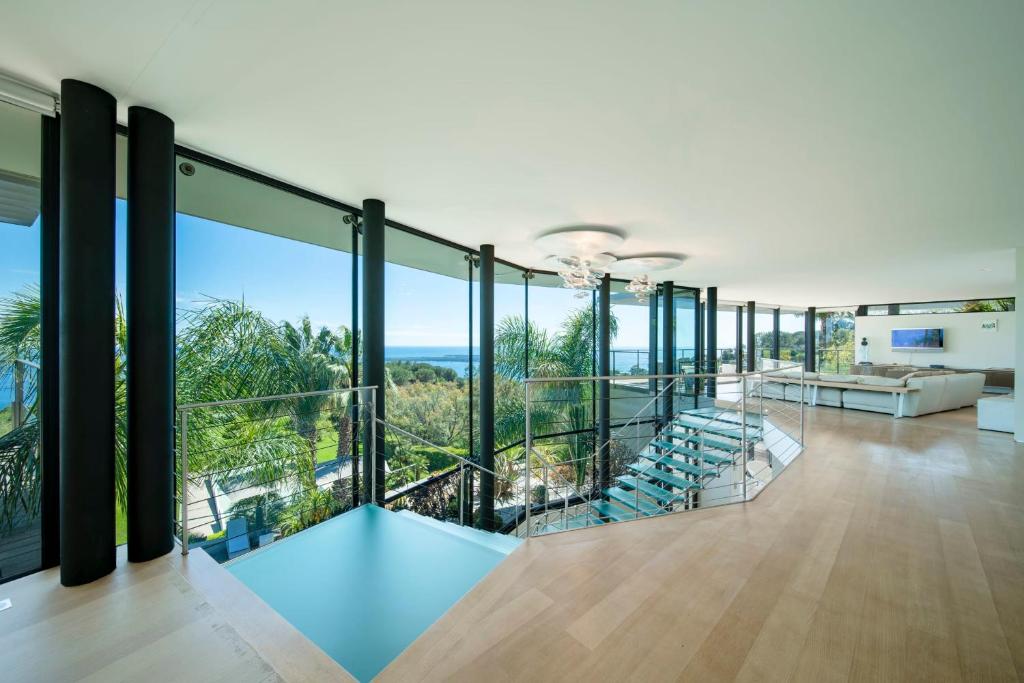 REF 2118 - Cannes - Sea view villa for rent - 5