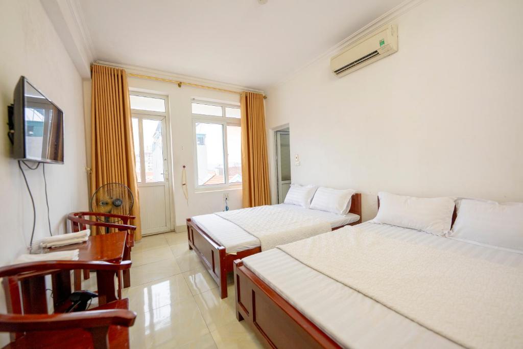 Ha Nhi Hotel