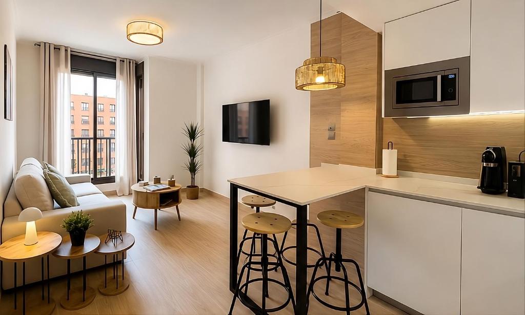 FDR Premium Apartment IFEMA, Airport, Pool & Padel - 3