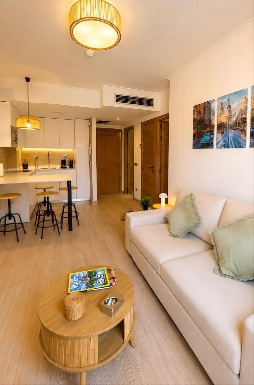 FDR Premium Apartment IFEMA, Airport, Pool & Padel - 1