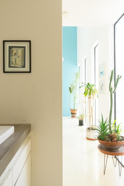 Designers Penthouse with Roof Garden - AC - 5