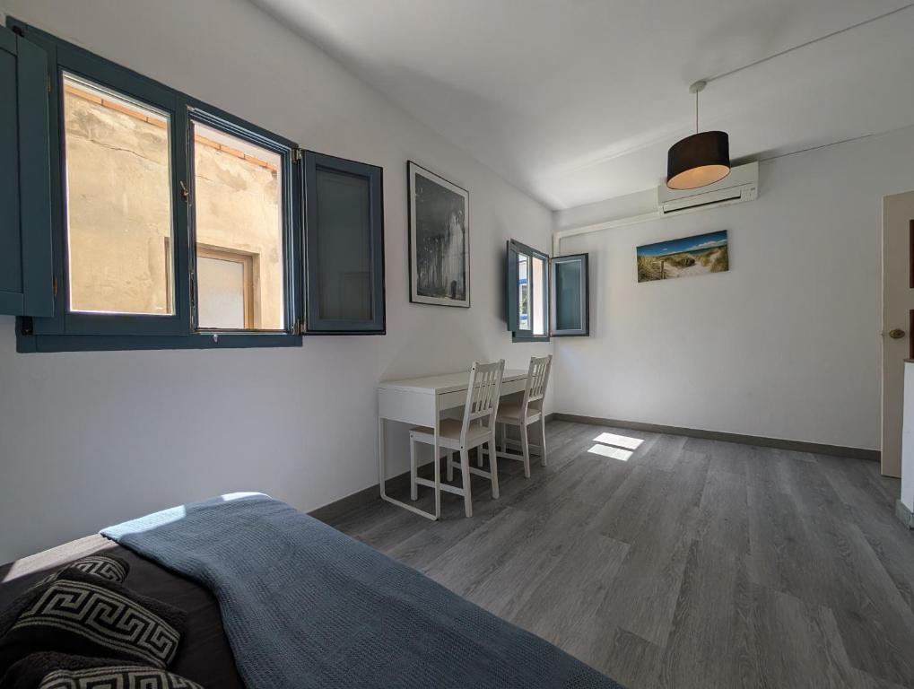 403 Florinda 3 - 4