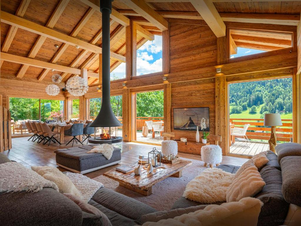 Chalet Alti - OVO Network - 2