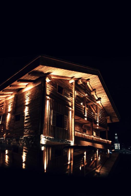 Chalet haut de gamme au coeur de La Clusaz - 2