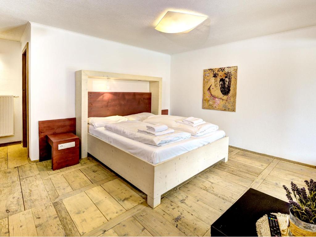 Apartment Edelweiss Suite 8 by Interhome - 3