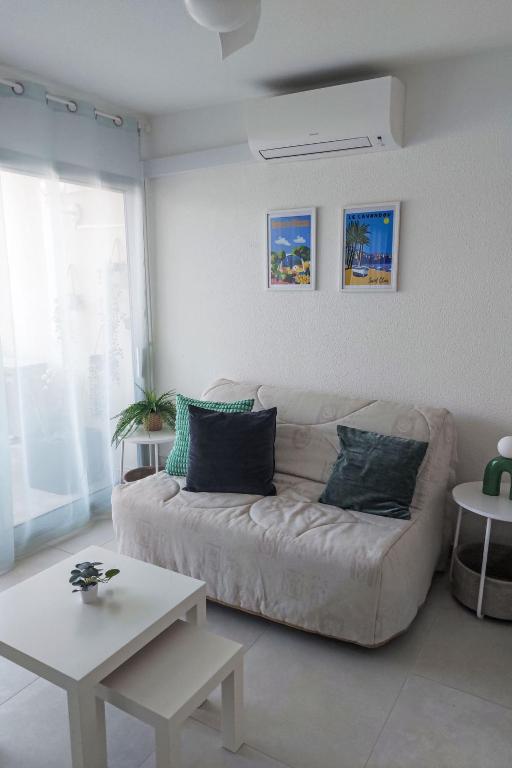 Studio Ormarine-5 by Interhome - 2
