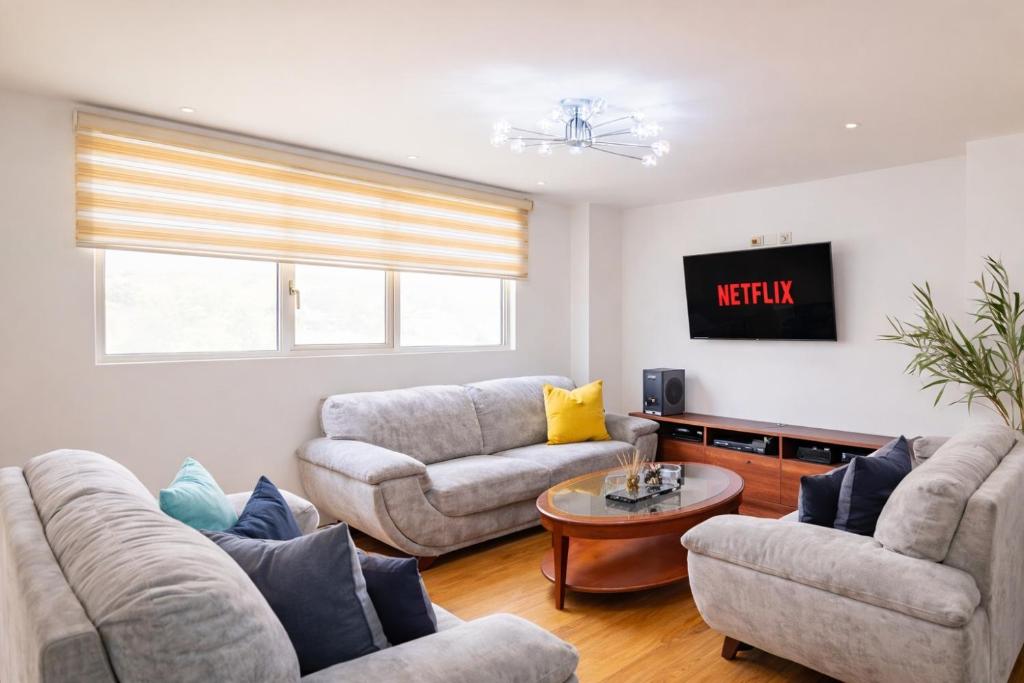Refugio Esmeralda Jacuzzi BBQ y Netflix - 5