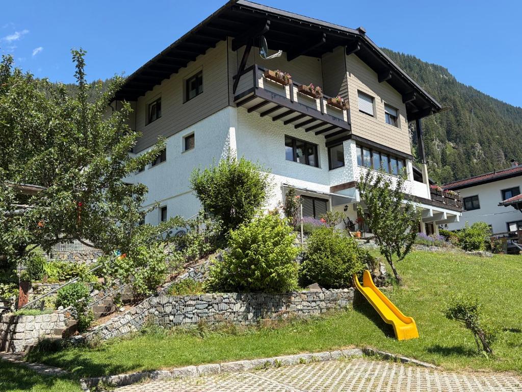 Haus Gosta Kreuzmayr Appartements - 1