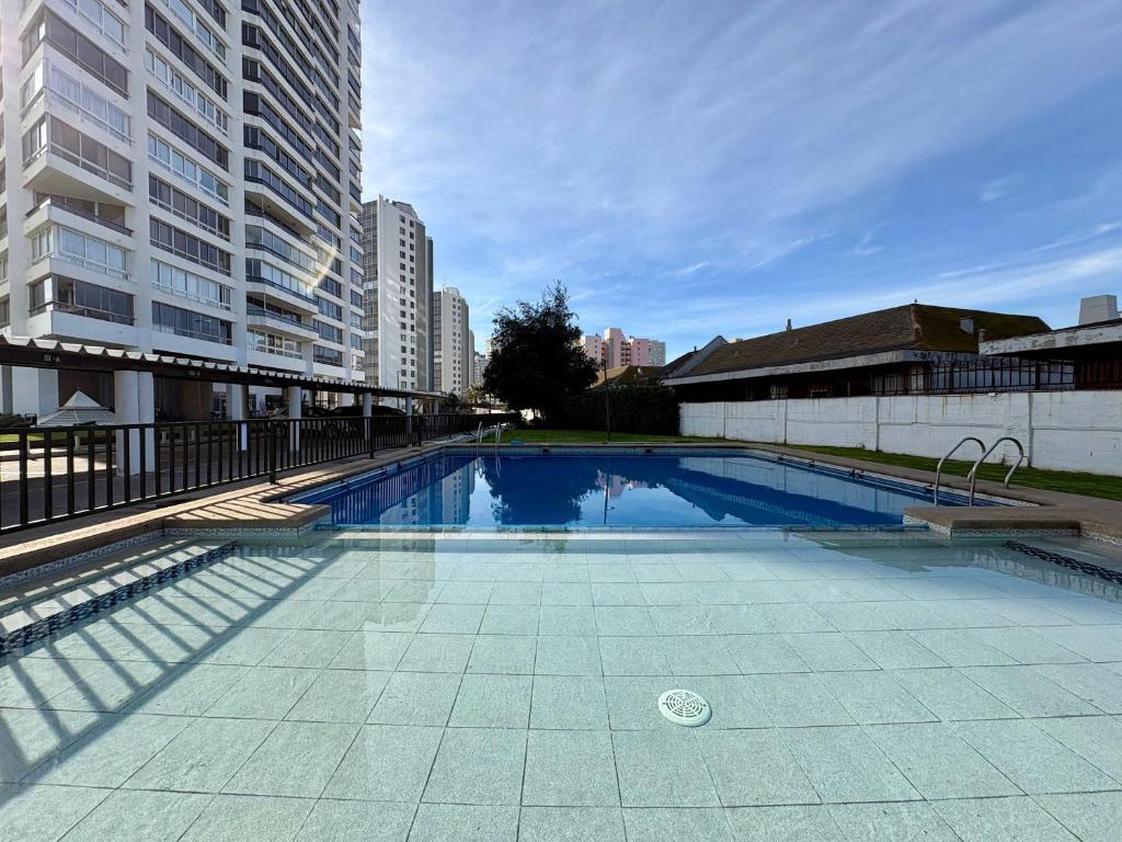 Oceanfront Family Getaway in Viña del Mar - 5