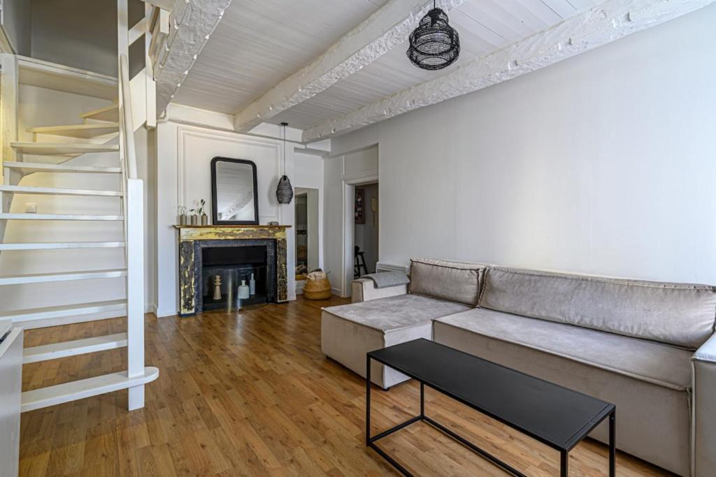 Duplex de Charme au Cœur Historique - 1